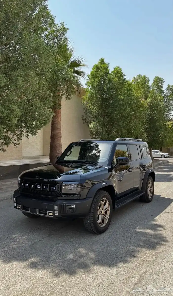 جيتور لون اسود ترفل بلس T2اللون الملكي 6