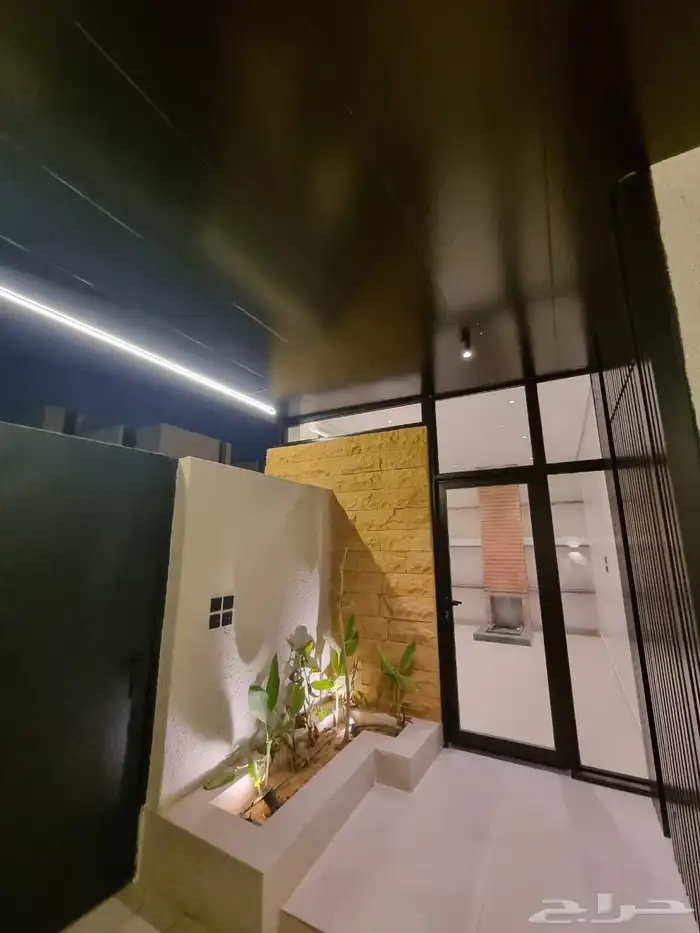 للبيع فيلا فاخره مودرن بحي الرفيعه 6