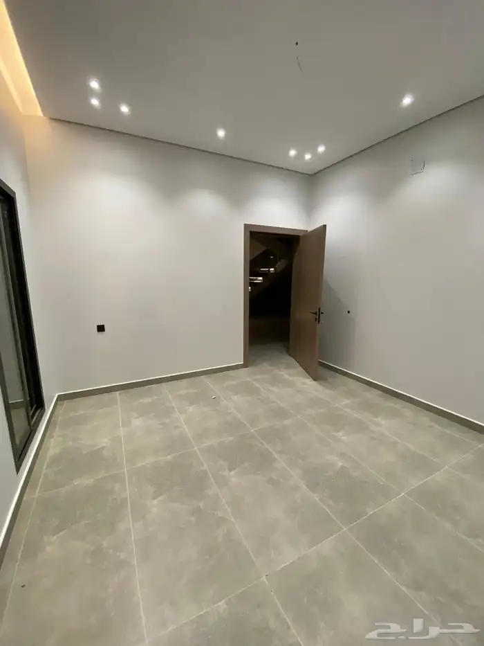 تاون هاوس ارضي وعلوي 5