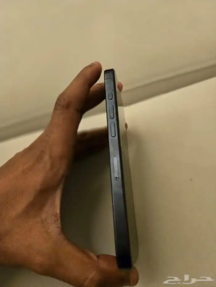 iphone 15 pro ازرق 1