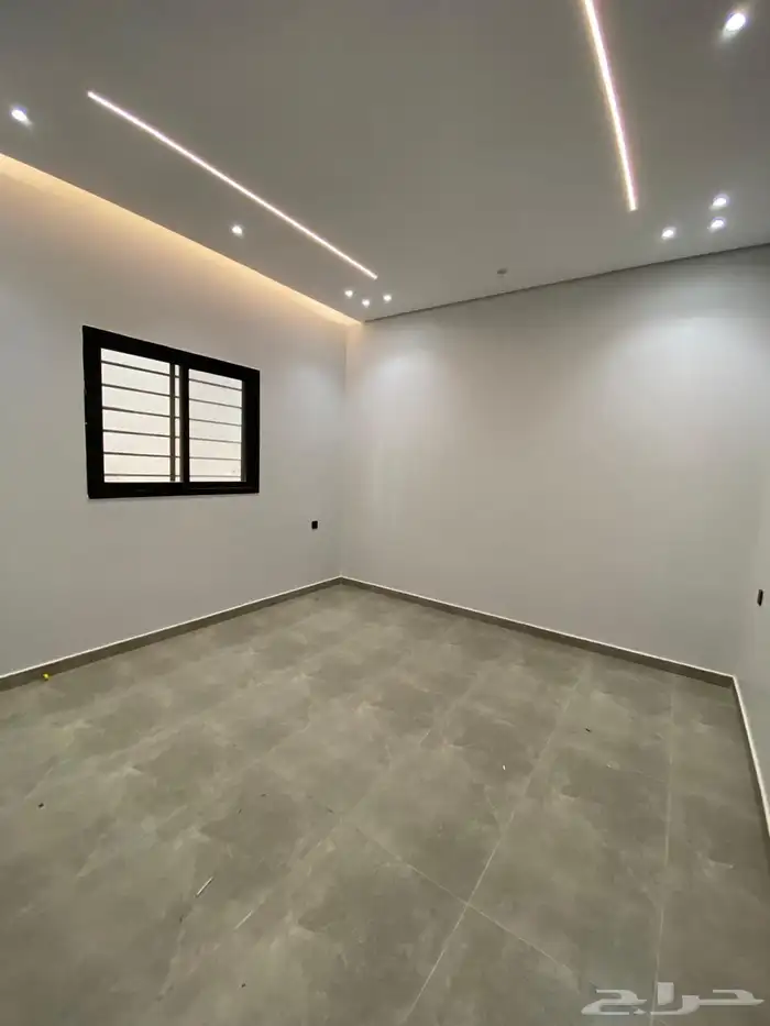 شقه للبيع 12