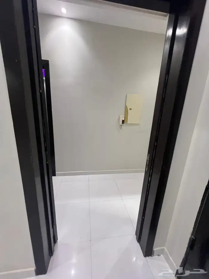 شقة للإيجار في حي البيان 12