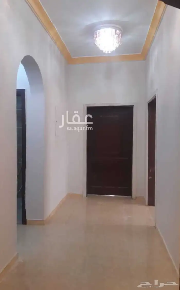 شقة للايجار 4 عر ف وصالة 3
