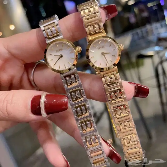 ساعه فندي نسائي 12