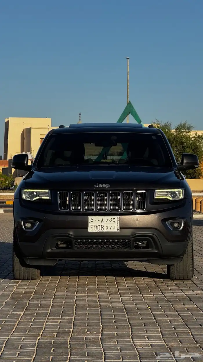 جيب جراند شيروكي 2015 لاريدو V6 0