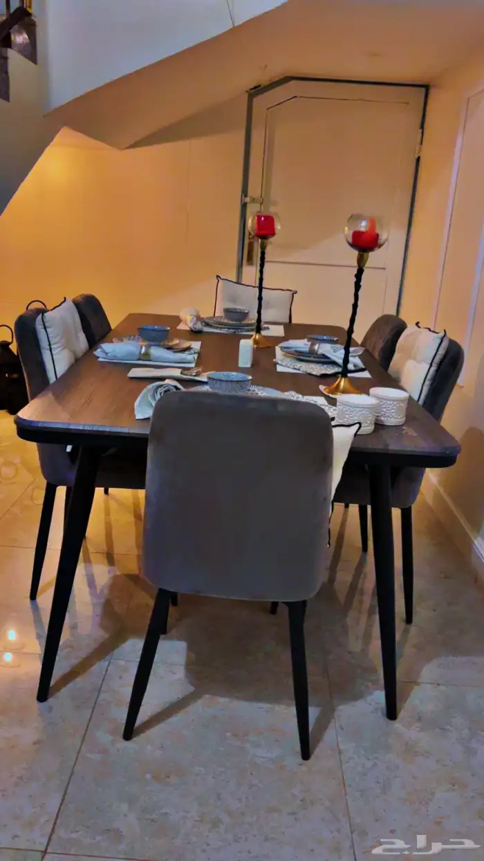 طاوله طعام 0