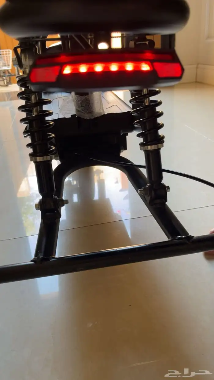 سكوتر ثلاث عجلات وكاله بقراطيسه 11