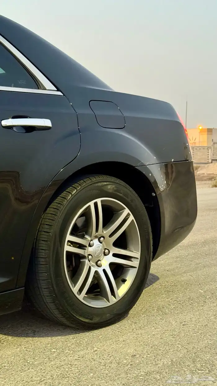 كرايسلر V8 2012 قمة النظافة 3