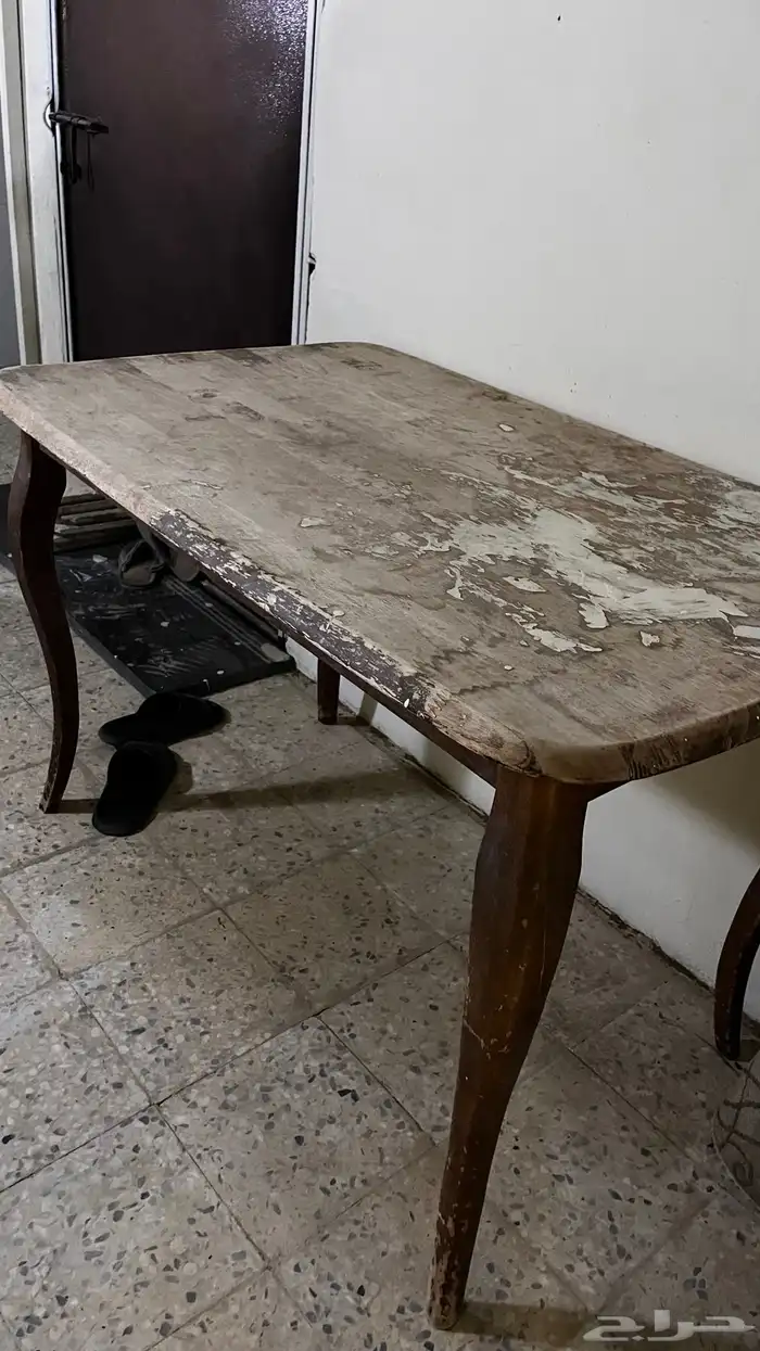 طاوله طاولة عدات او مطبخ 0