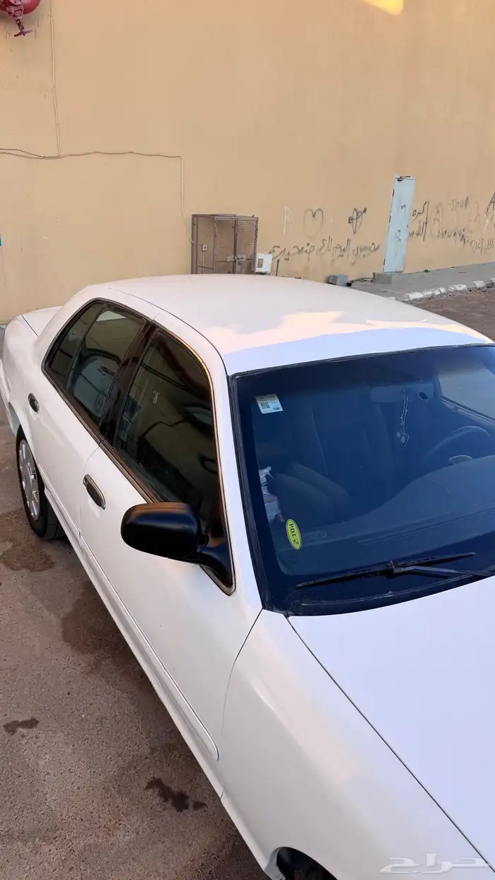 للبيع فورد فكتوريا 2003 11