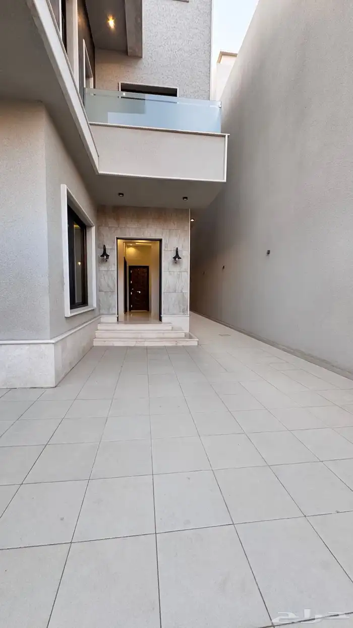 للبيع فلل دوبلكس حى دره الموسى 2