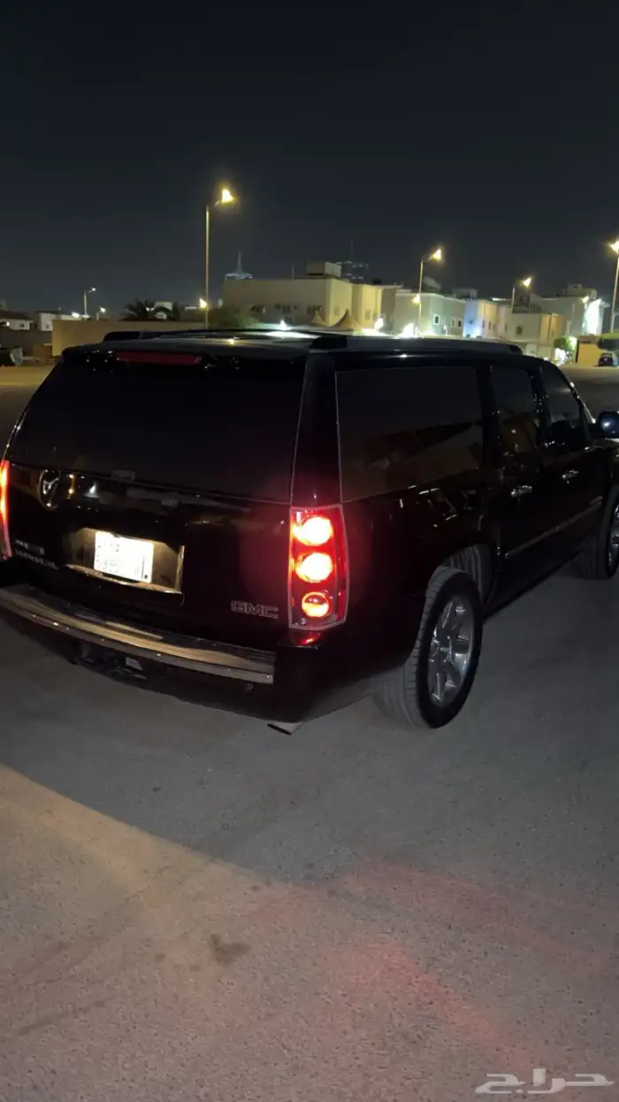 يوكن دينالي2009 هذي بعض الصور له 3