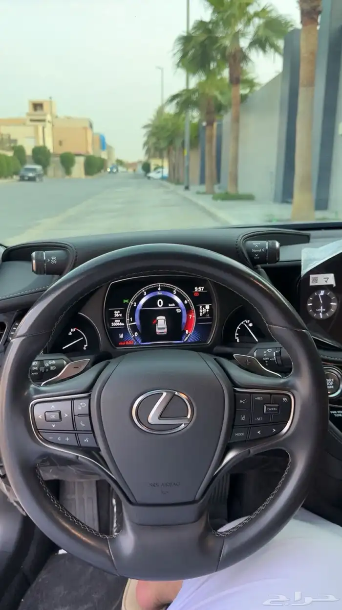 لكزس LS350 2021 20
