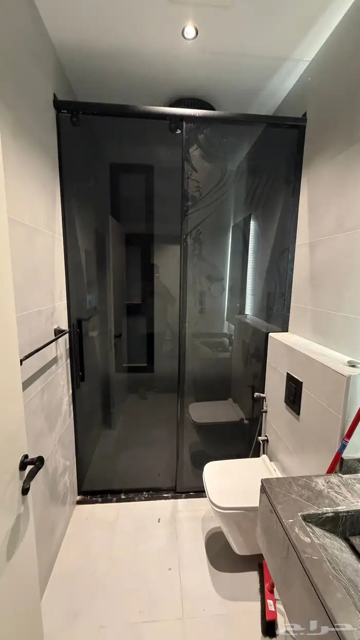 معلم زجاج سيكوريت 1