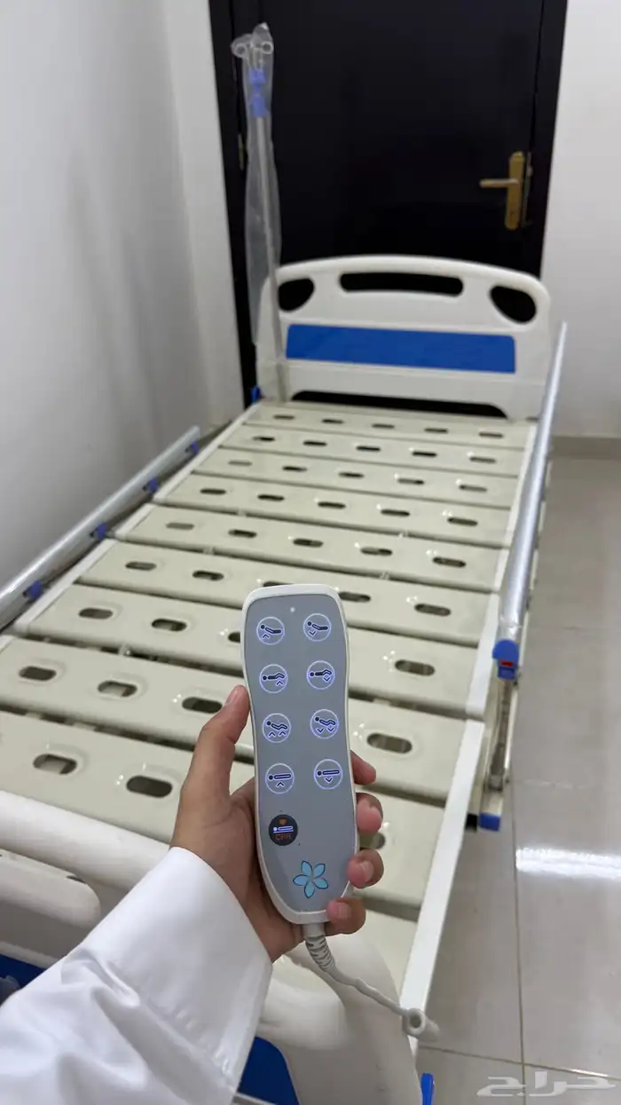 سرير طبي كهربائي 1