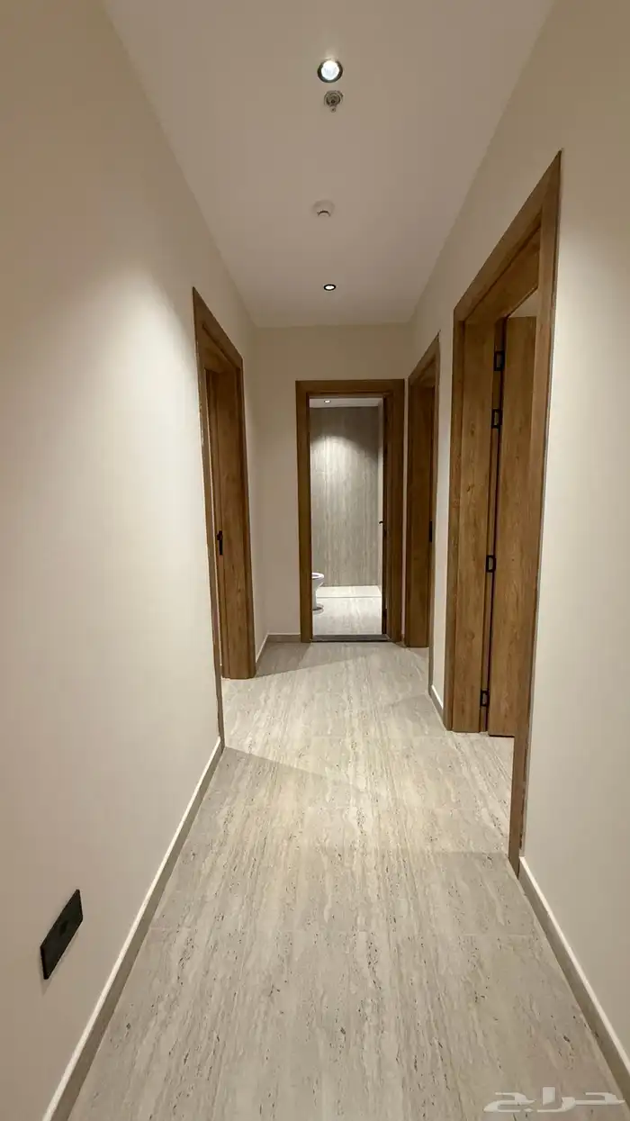 شقة للبيع في حي النرجس 7