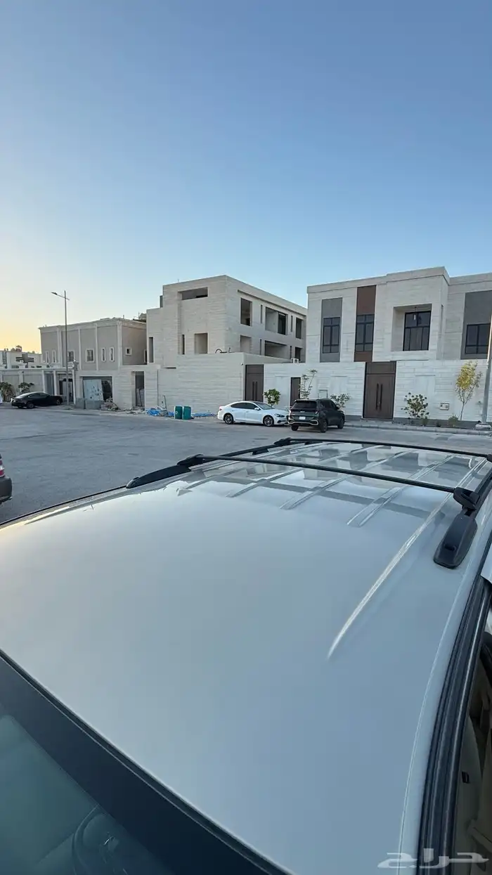 يوكن 2010 SEL لون ذهبي للبيع 12