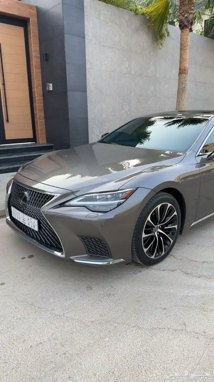 لكزس LS350 2021 19