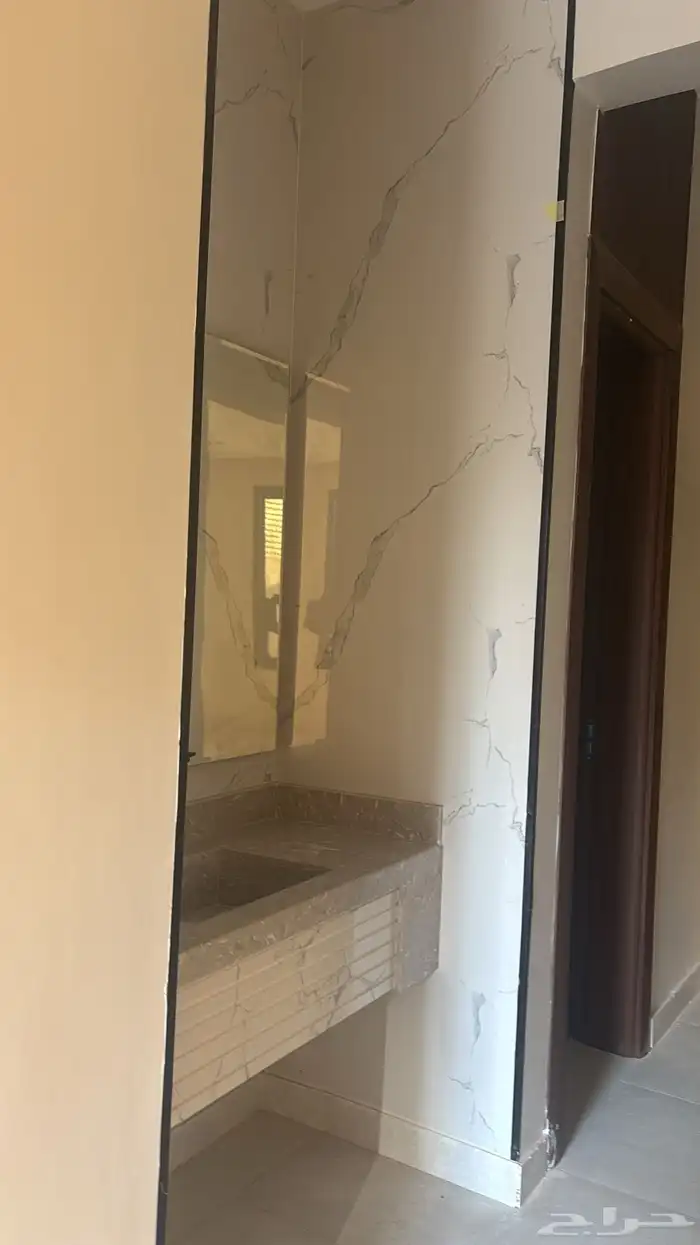 فلل روف علوى 750وشقق للبيع حي الصفا تبوك دور ارضي 570 الف 8