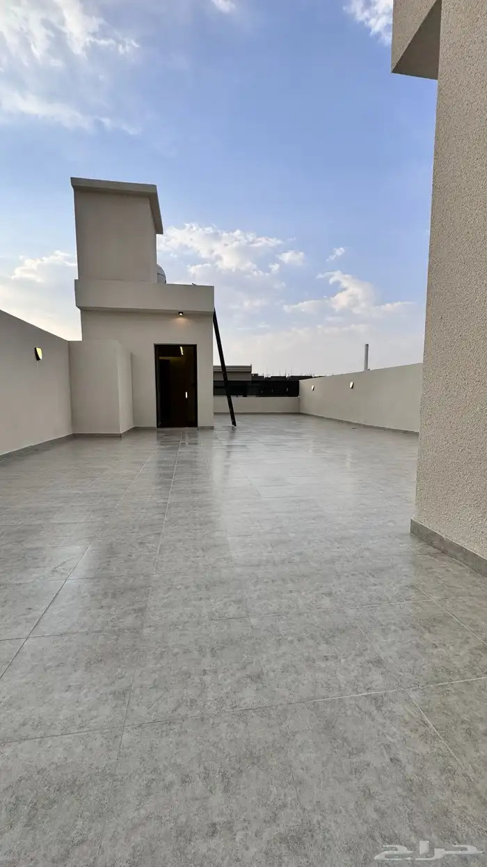 للبيع روف علوى بملحق مدينه احدرفيده 25