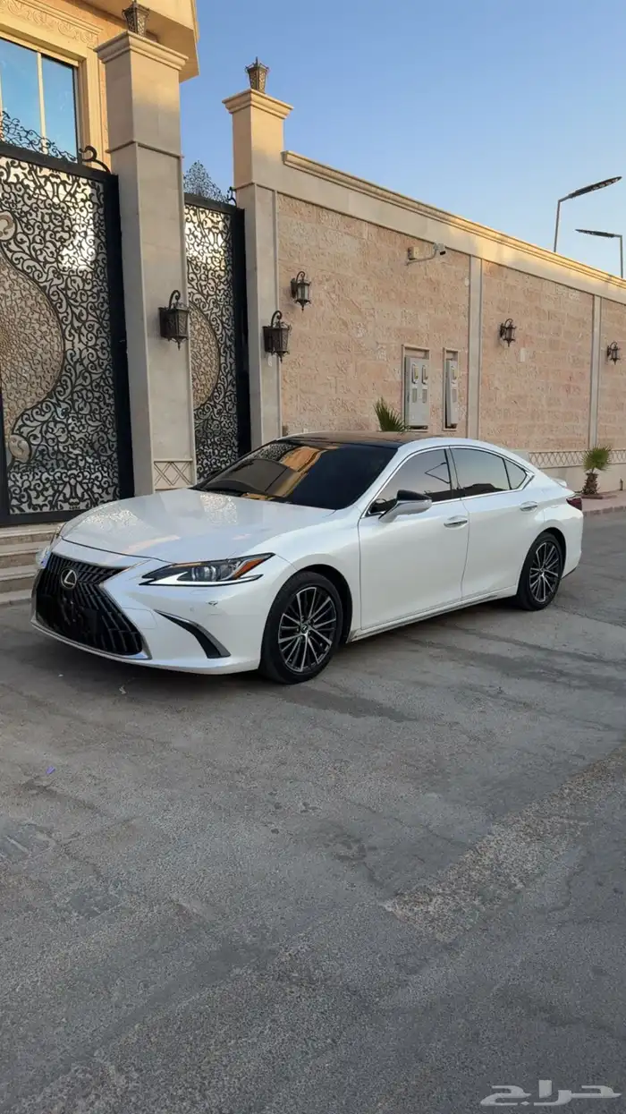 لكزس ES350 2024 ماشي 25 الف 1