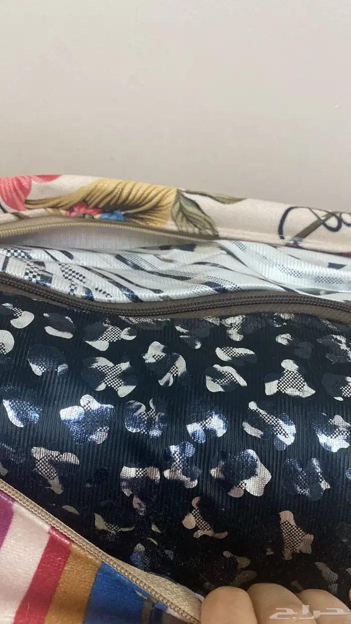 تكايات إسفنج نظيفه لها وجهين مثل ماهو موضح بالصور اكثر من20 1