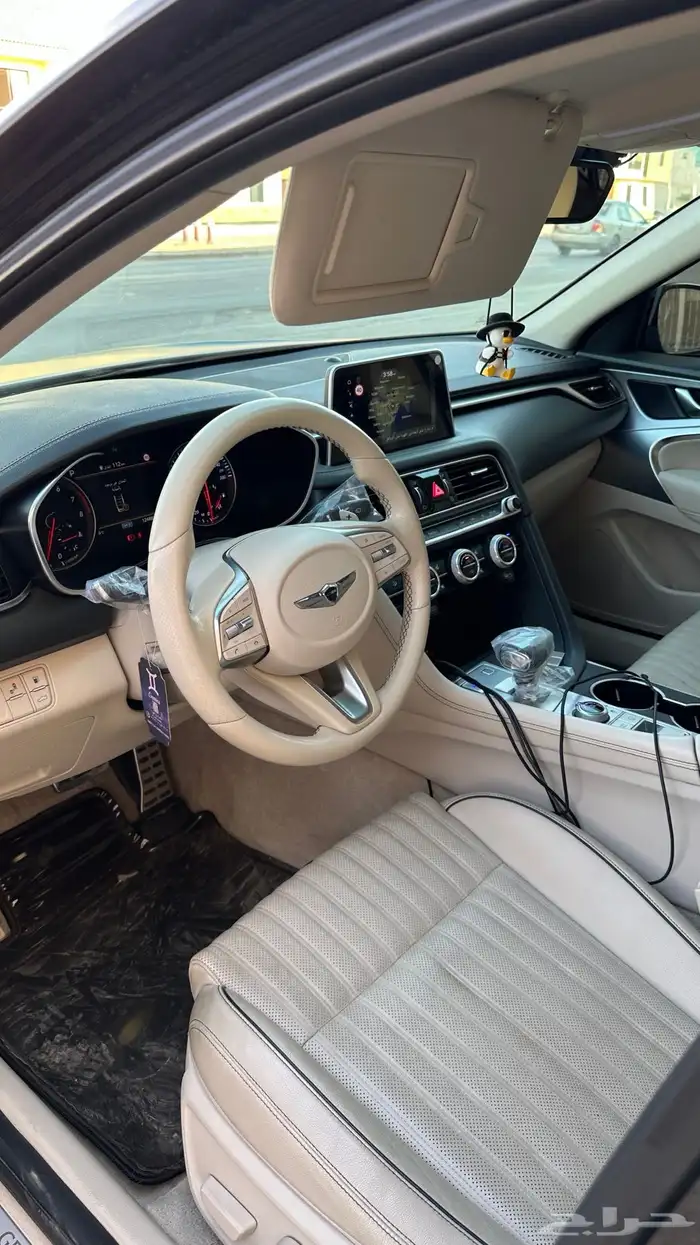 جينسيس 2020 g70 4