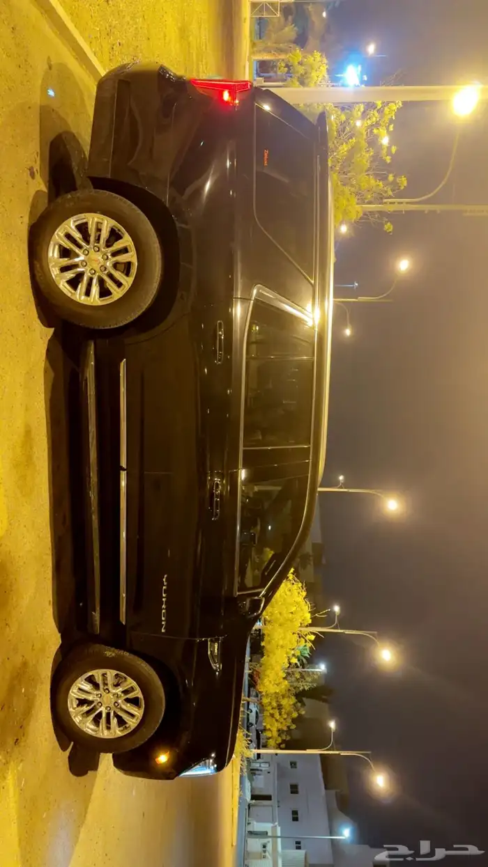 للبيع جمس يوكن اسود SLT شبه جديد 2