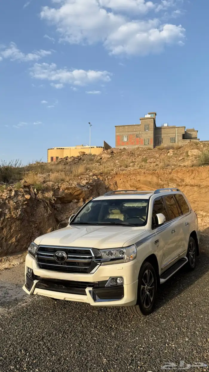 لاندكروزر VXR 2 Grand Touring 2020 1