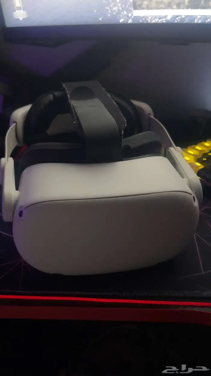 للبيع نظارة واقع افتراضي Oculus Quest 2 2