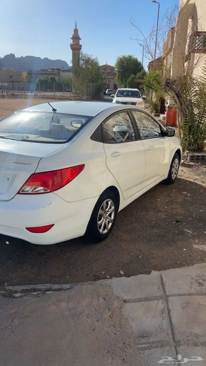 اكسنت قير عادي 2013 12