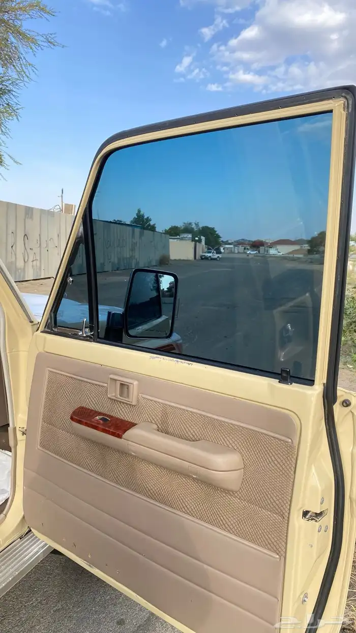 جيب شاص 13 رفرف 20