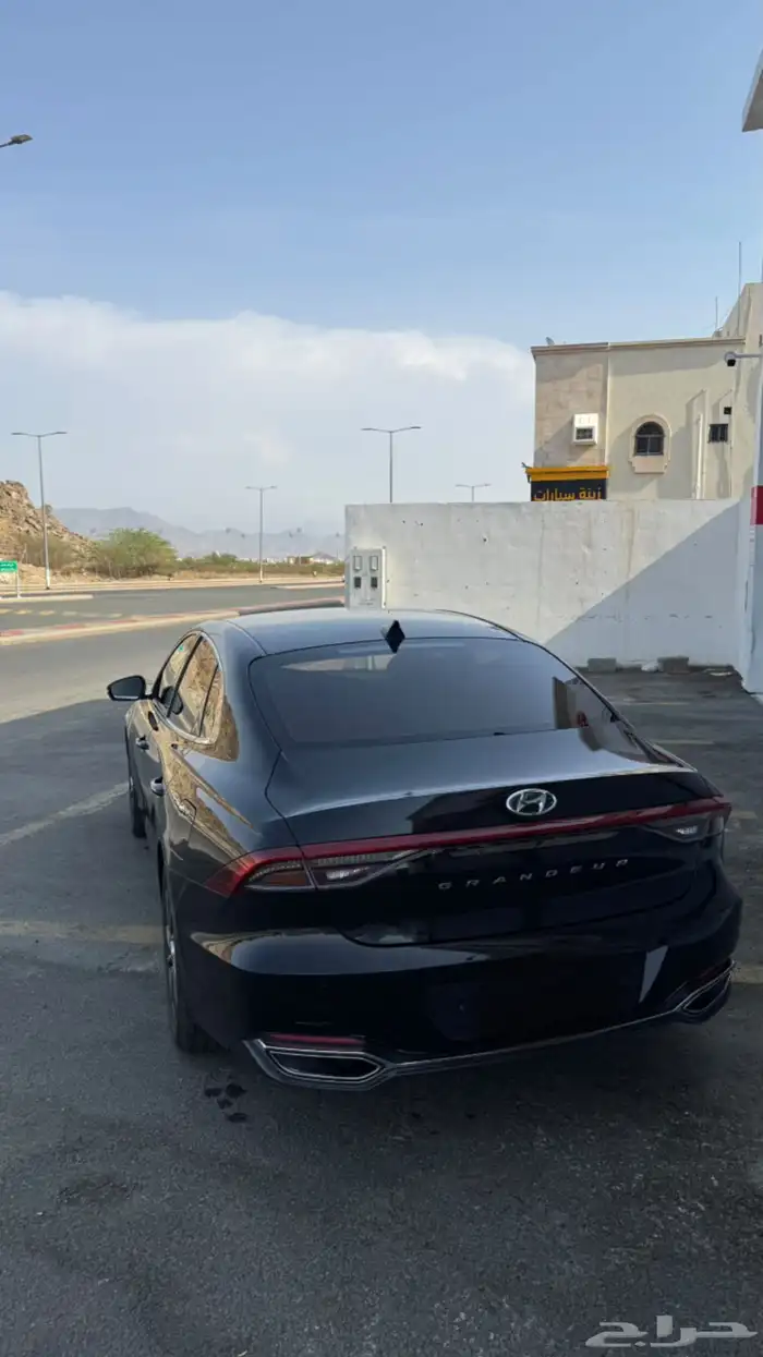 ازيرا 2020 نص فل V6 1
