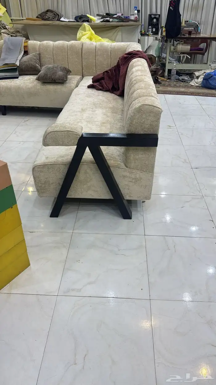 مفروشات الطموح للتنجيد وتفصيل جميع الموديلات 20