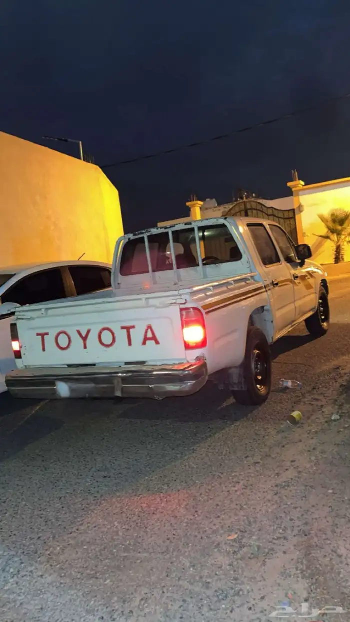 هايلكس موديل2000 10