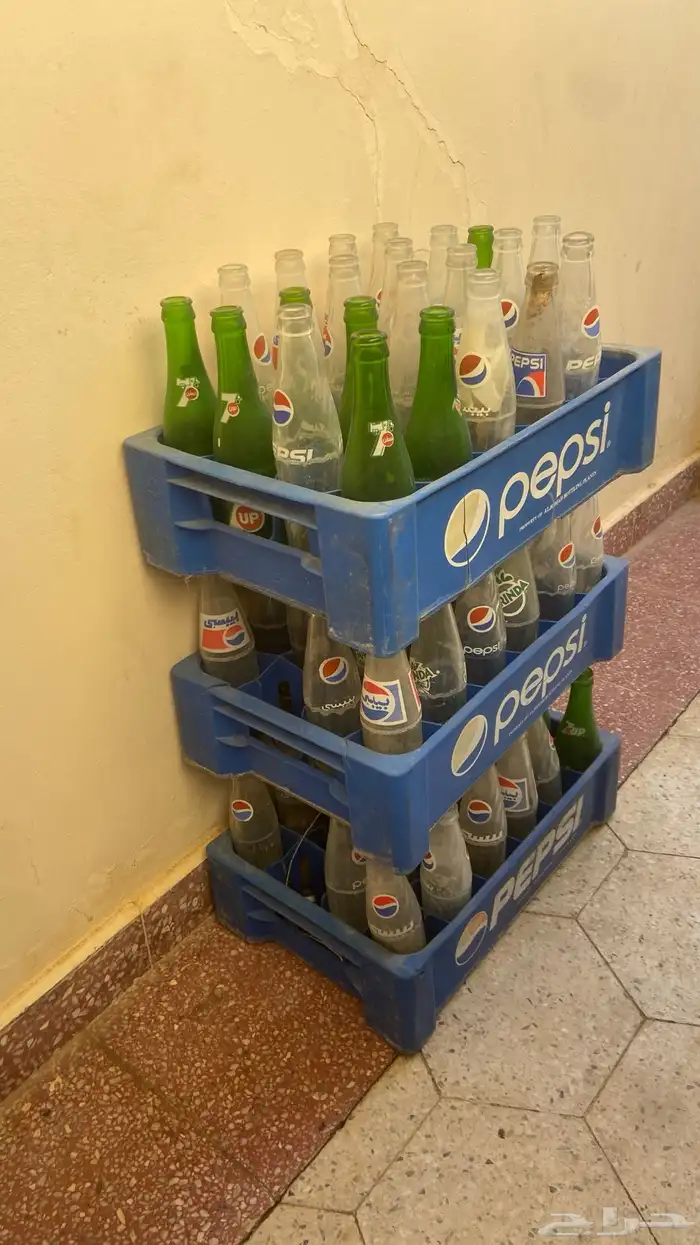 جرار مشروبات غازية قديمه 0