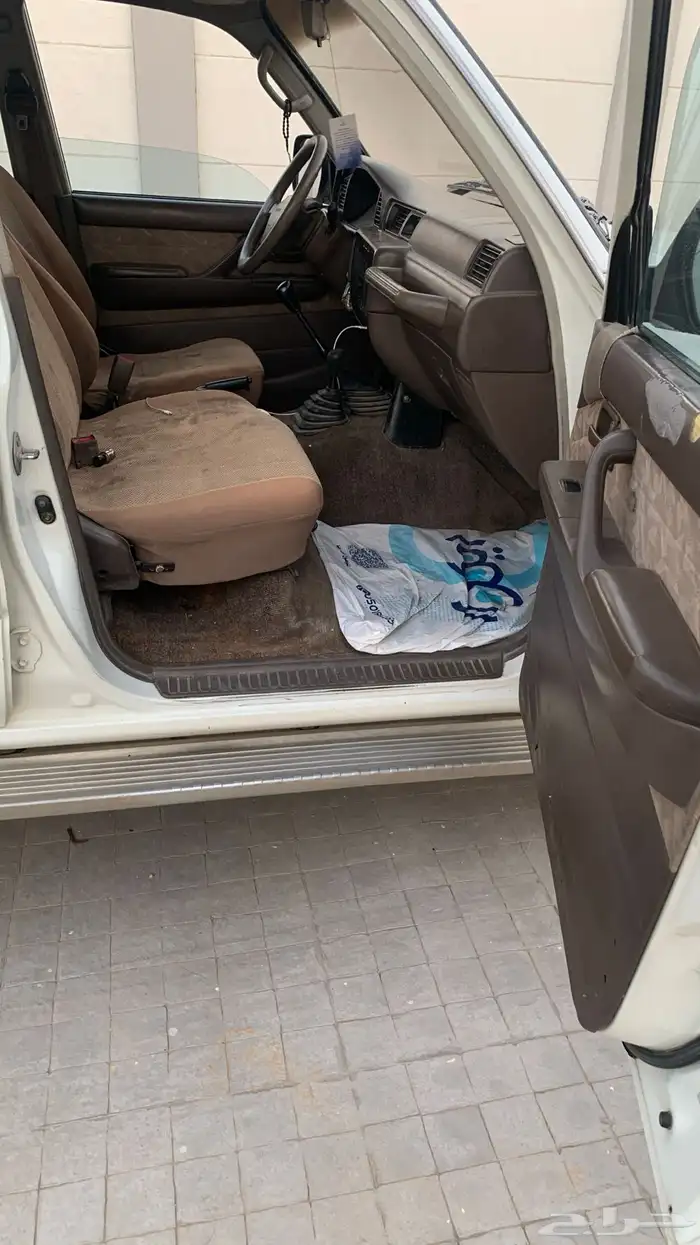 لاندكروزر 95م 2
