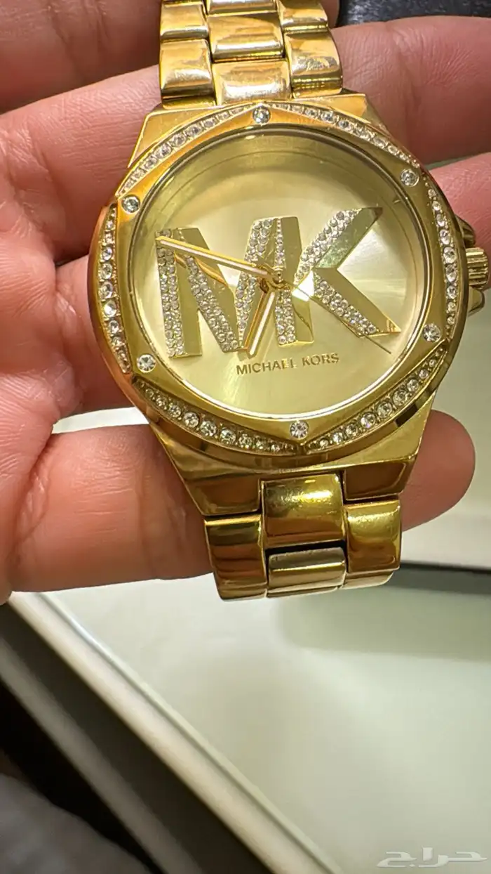 ساعات نسائيه ماركه 10