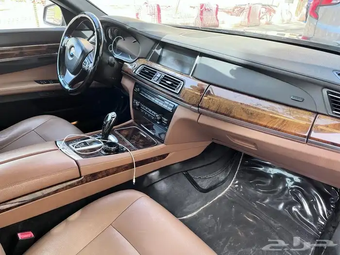 BMW 730 موديل 2014 6