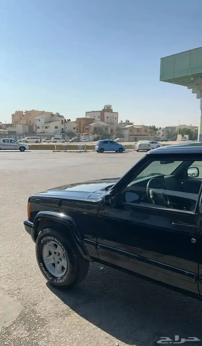 شيروكي موديل 2000 4
