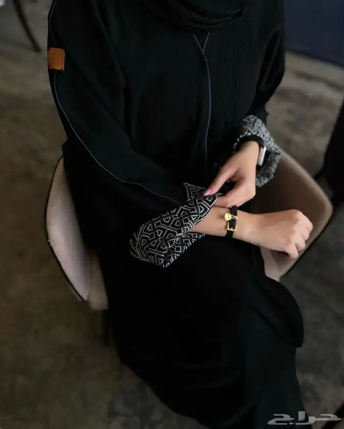 عباية بأكمام سدو 0