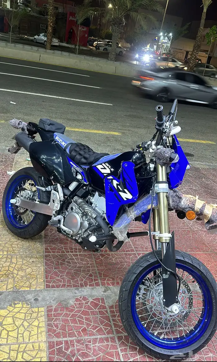 دباب دي إر ازرق 0