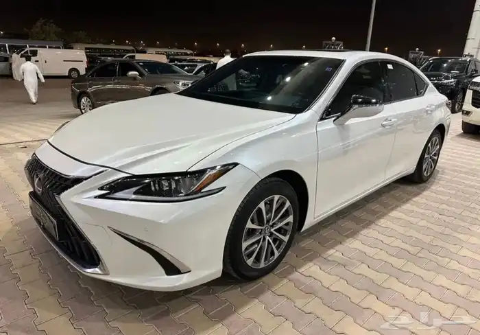 لكزس ES250 موديل 2024 نضيف 1