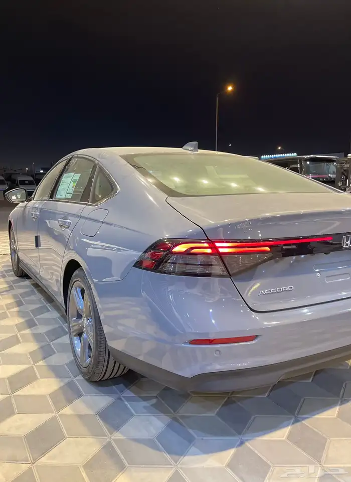 هوندا اكورد نص فل اسمنتي بسعر 126000 9