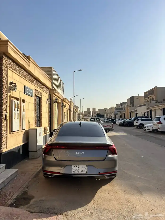 كيا K8 لتنازل بدون مقابل 0