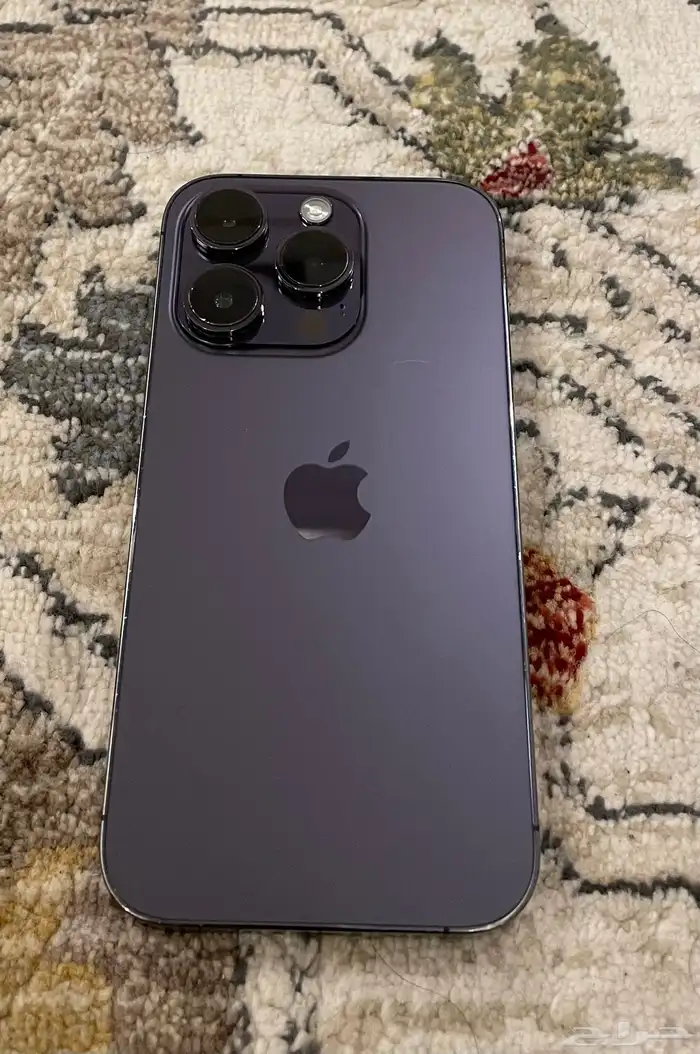 ايفون 14 pro نضيف 1