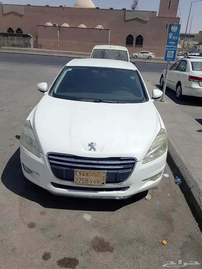 بيجو508سوم8500ريال مخزنه50كم شبه جديده بحاله الوكاله 7
