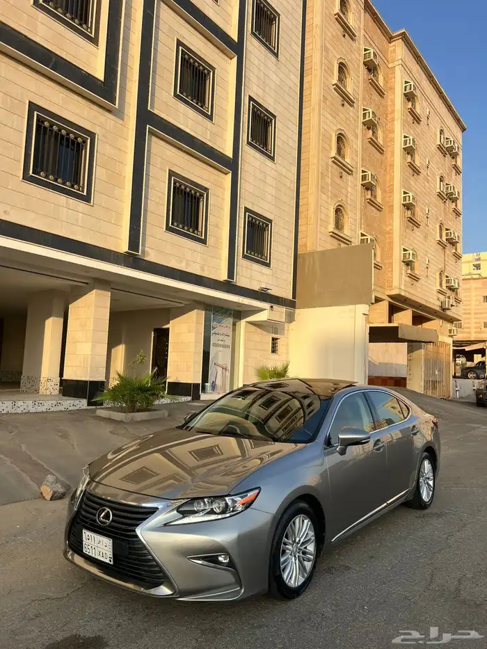 لكزس ES350سعودي قمة في النظافة 2