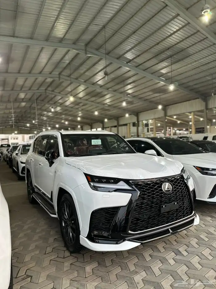 لكزس LX600 2025 اف سبورت اقل سعر سعودي 2