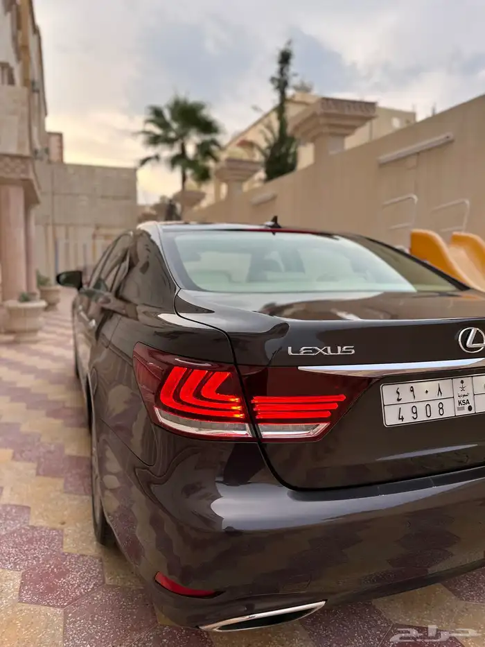 لكزس LS460 لارج موديل 2013 نظيف جدا 14